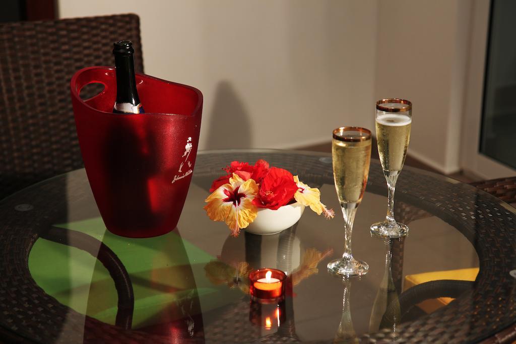Coco Blanche Apartment Anse Royale Room photo
