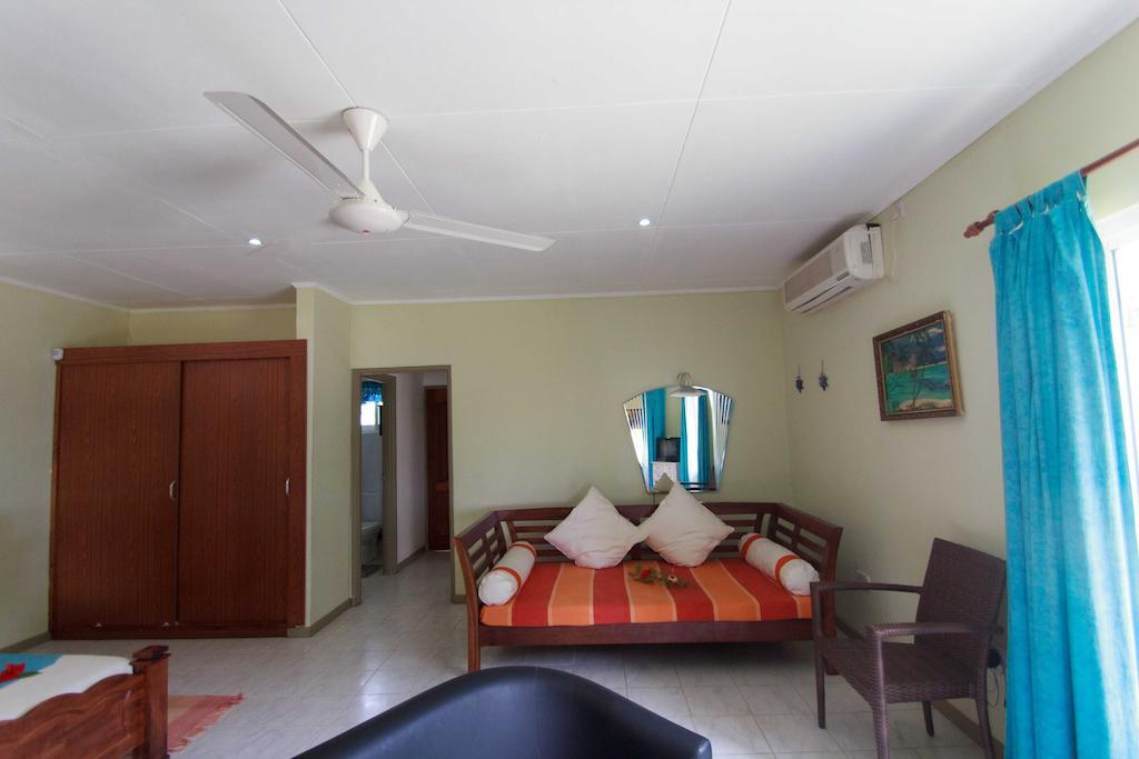 Coco Blanche Apartment Anse Royale Room photo