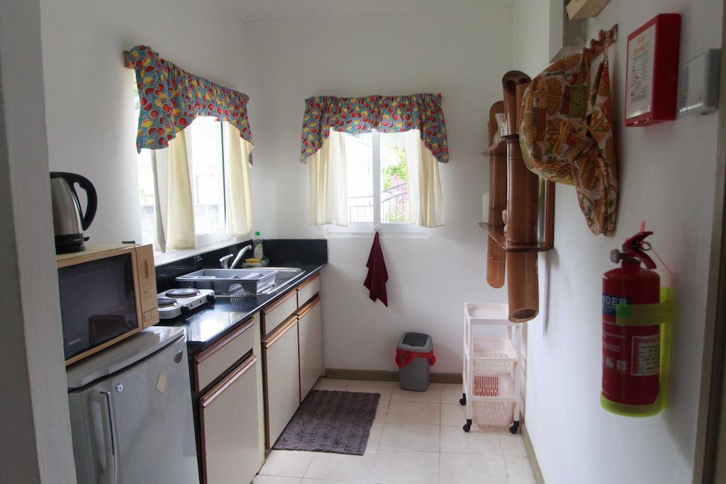 Coco Blanche Apartment Anse Royale Room photo